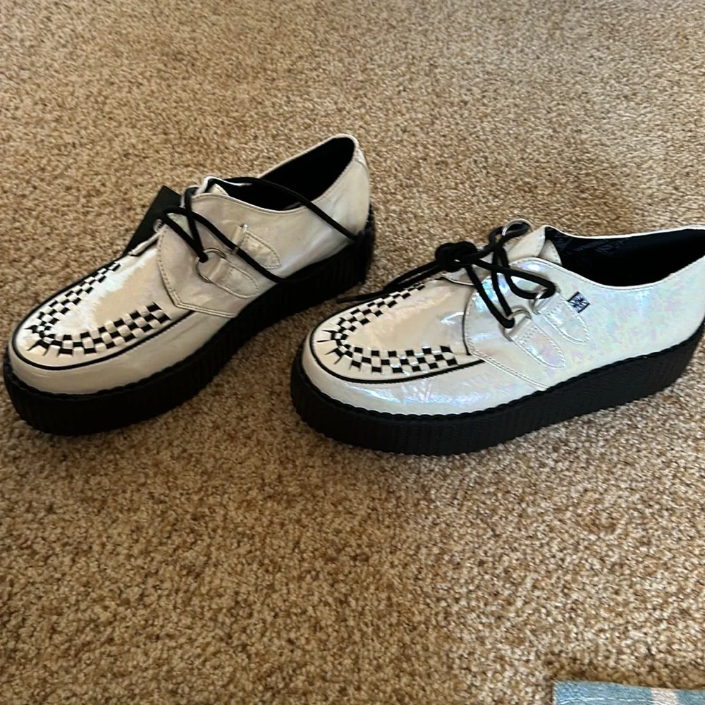 Women’s size 10 T.U.K Platform Shoes NWT